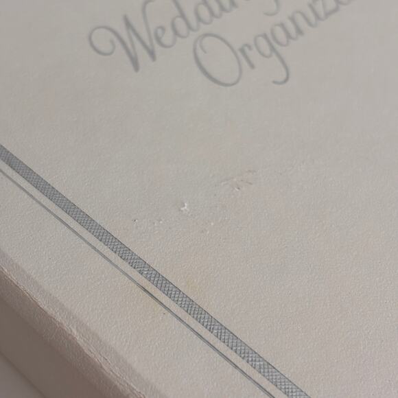 Vintage 1980s Wedding Organizer Binder CR Gibson 3-Ring White Bride Planner - Picture 10 of 11
